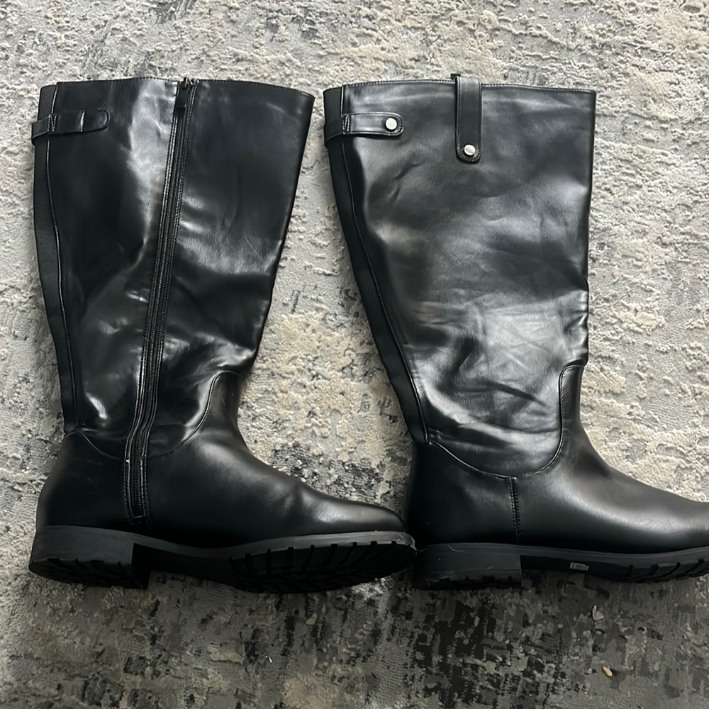 Torrid boots